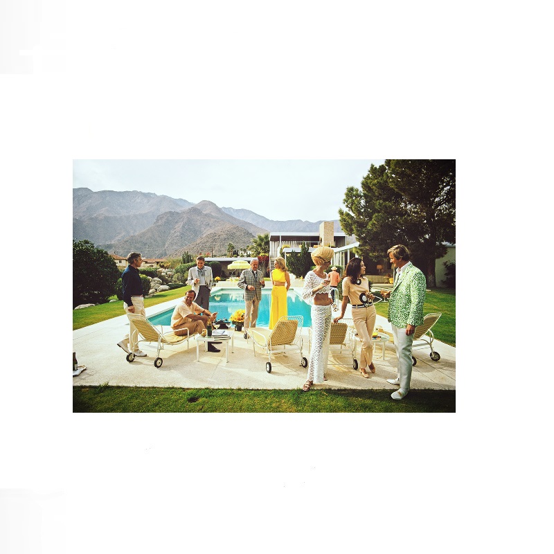 Retro Poolside Host Luxury Lif – Luxury Lifestyle Pictures recenzja i cena